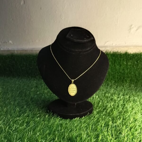 Gold Color Oval Pendant Necklace for Women/Men – Stylish Unisex Jewelry - Image 2